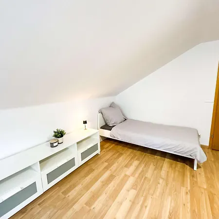 아파트 Large For Large Groups South Of Berlin