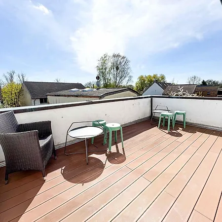 Large For Large Groups South Of Berlin *