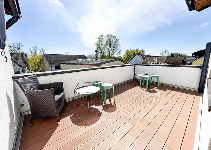 Large For Large Groups South Of Berlin *